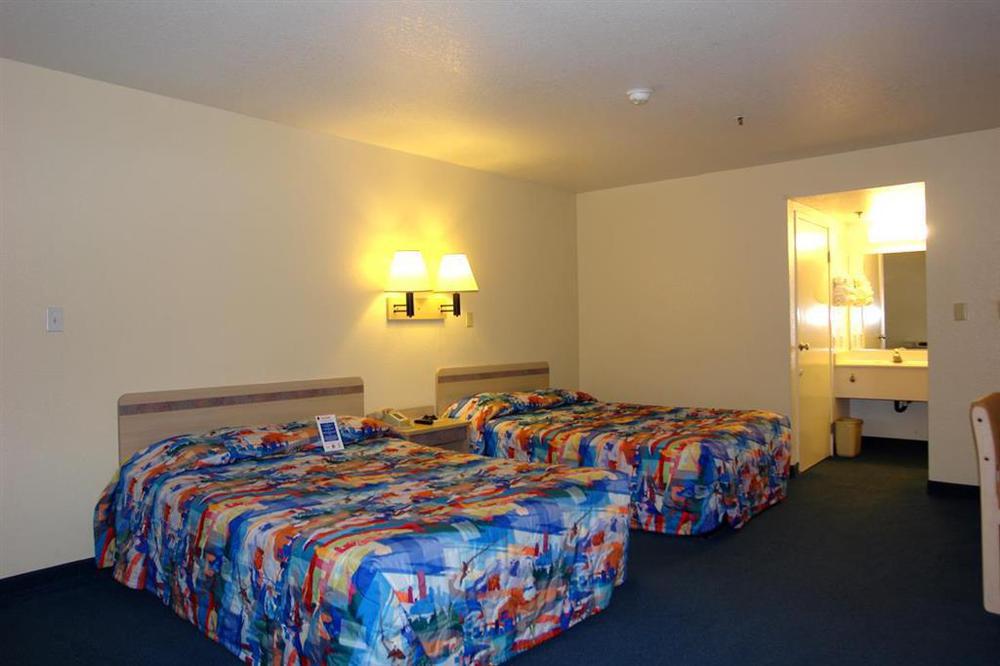 Motel 6 Anaheim Stadium - 오렌지 객실 사진